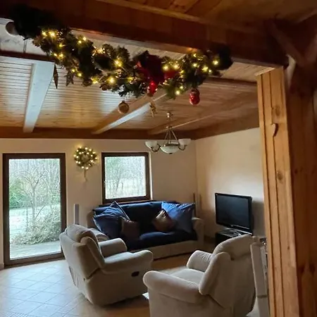 Beskidium - Uroczy Dom Hébergement de vacances *